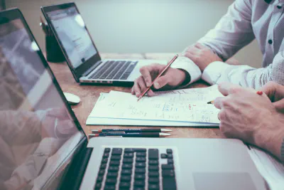 Principales funciones de un software de envíos